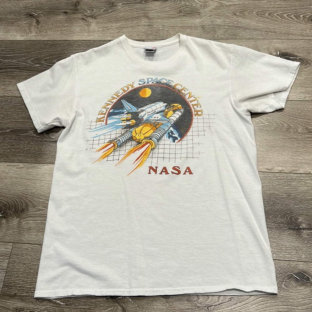 GRAPHIC TEE | SIZE S